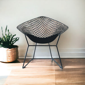 32\" HMS Black Chaise Lounge Chair