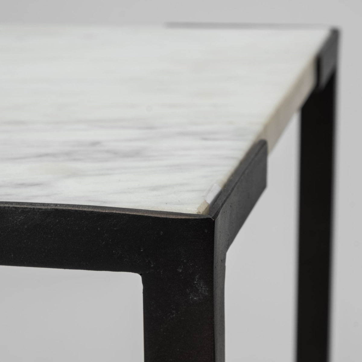 HMS 24\" Farmhouse-Style Marble End Table for Home Office Hotel Bedroom Entry Dining or School with Versatile Usage